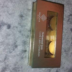 Brow bar vamp style lashes